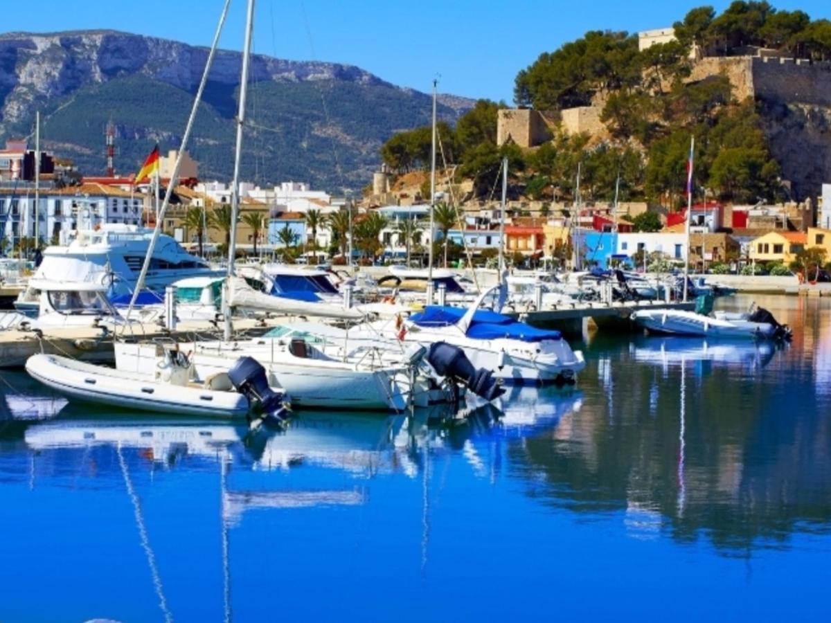 Denia Deluxe Beach & City Exteriör bild