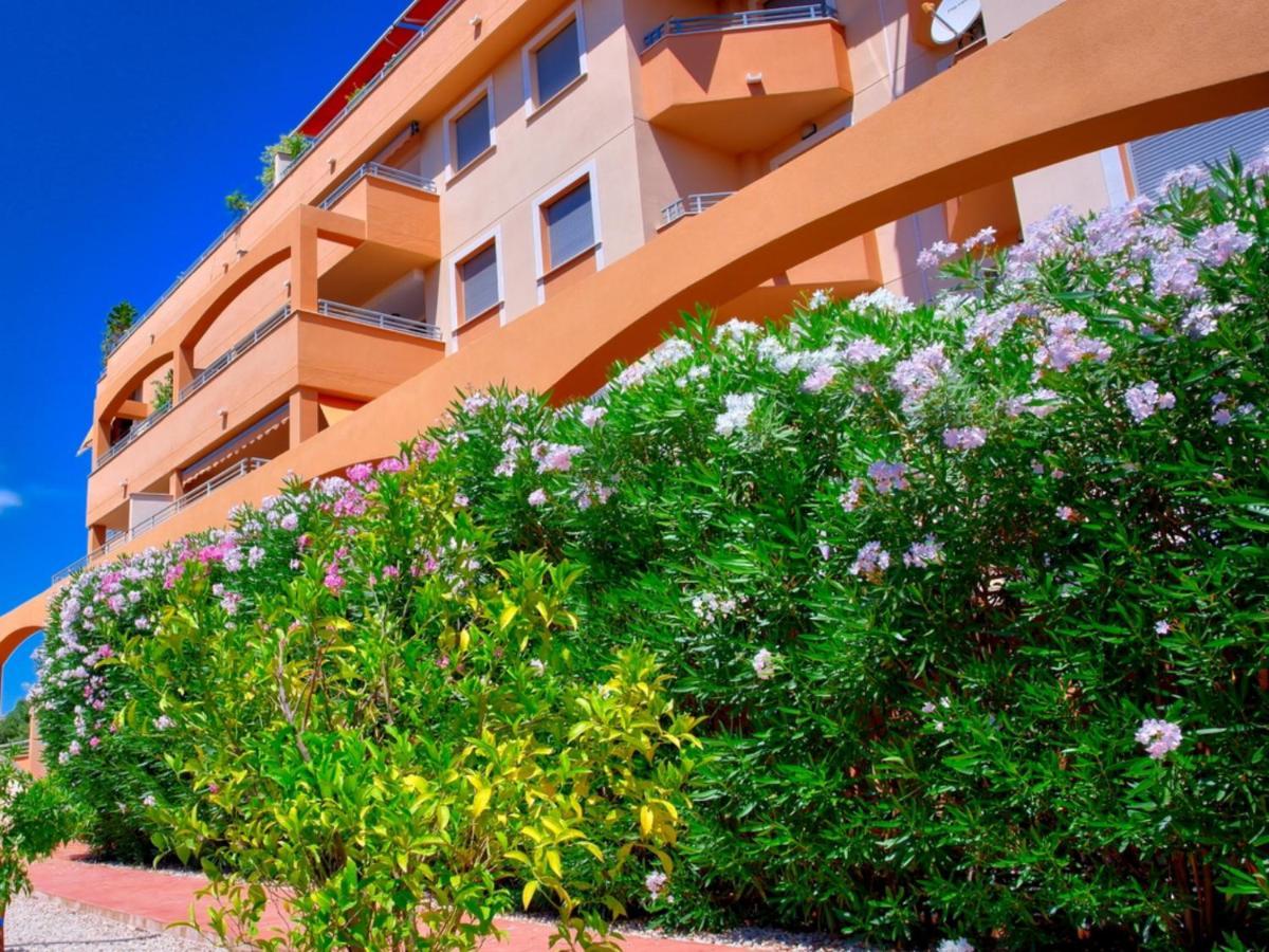 Denia Deluxe Beach & City Exteriör bild