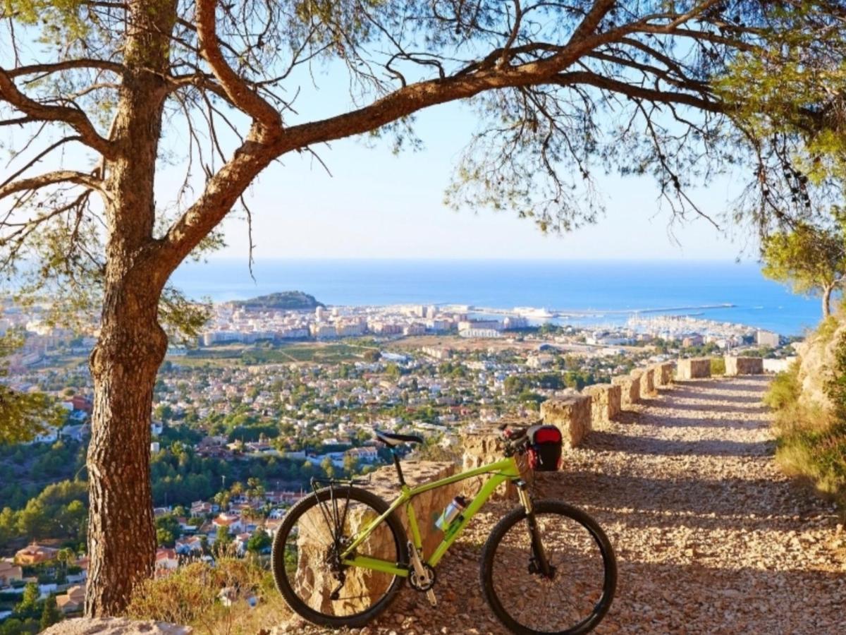 Denia Deluxe Beach & City Exteriör bild